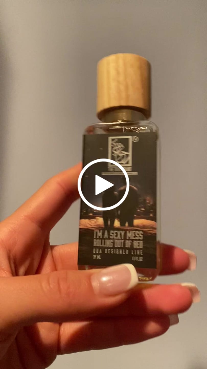 Customer video review of I'm A Sexy Mess Rolling Out Of Bed