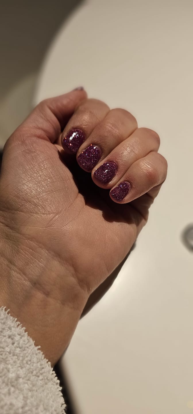 Customer photo review of Candy Pink Glitter Dipping Powder