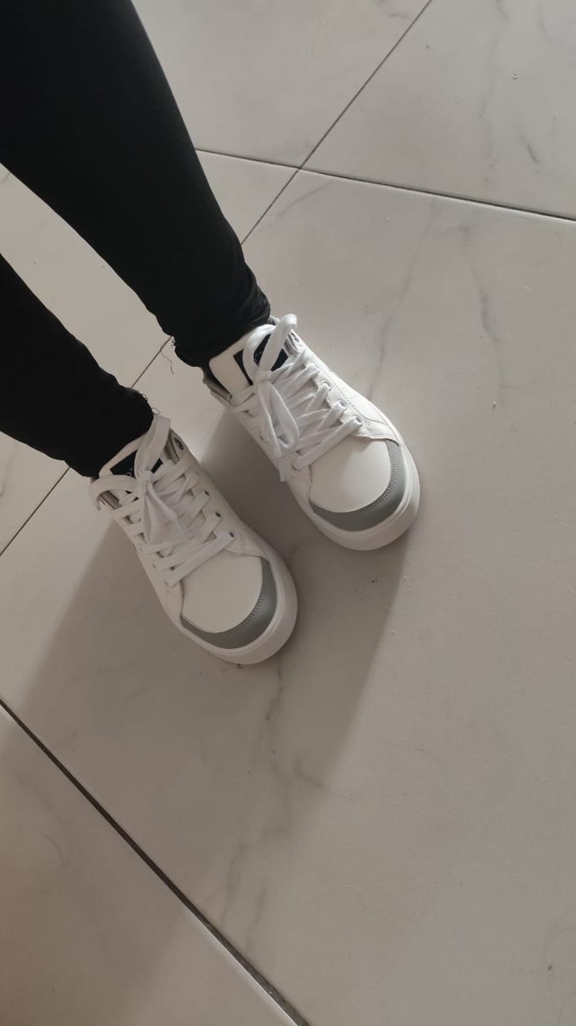 Customer photo review of Tenis Style Lissa Blanco-Marino