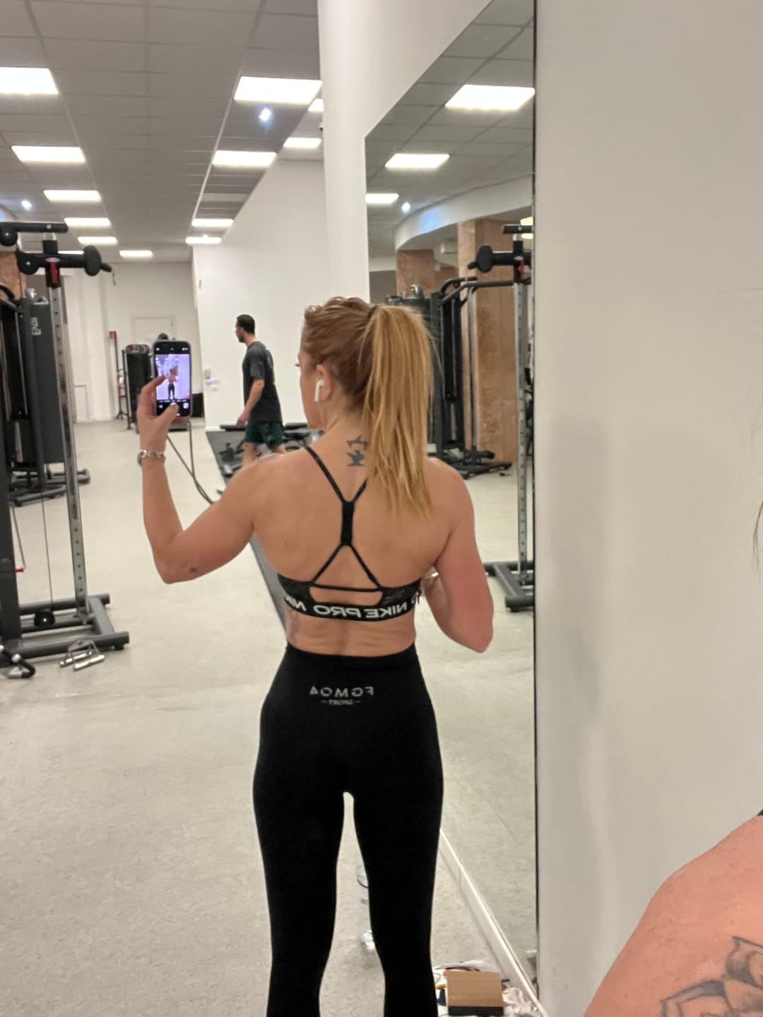 Customer photo review of Leggings Push up Gym Fashion Nero