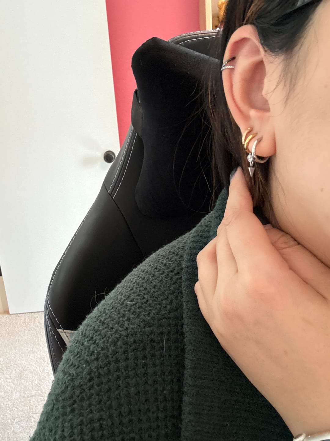 Customer photo review of My Huggies Sparkle Hoop Earring