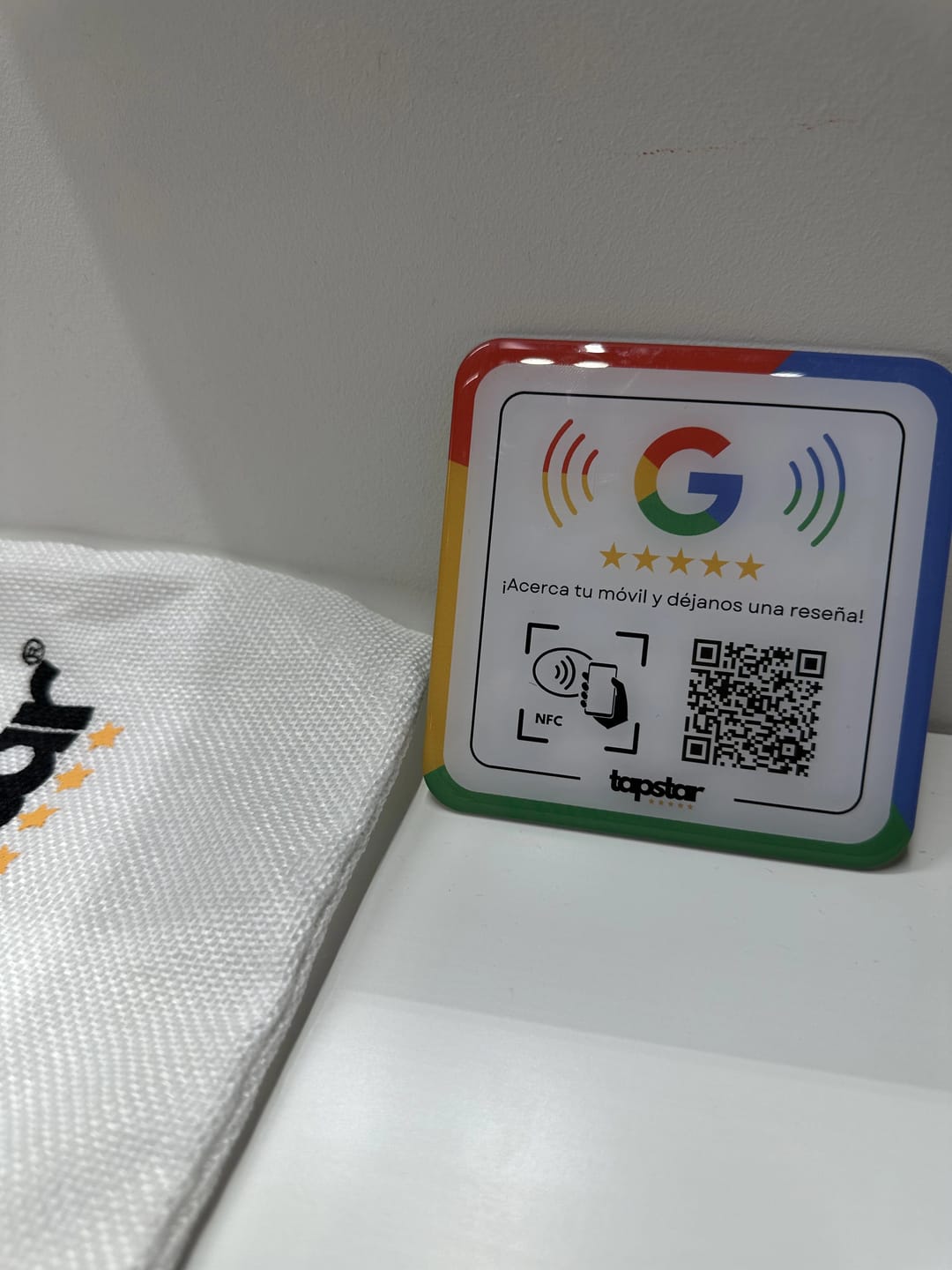 Customer photo review of Placa Reseñas de Google