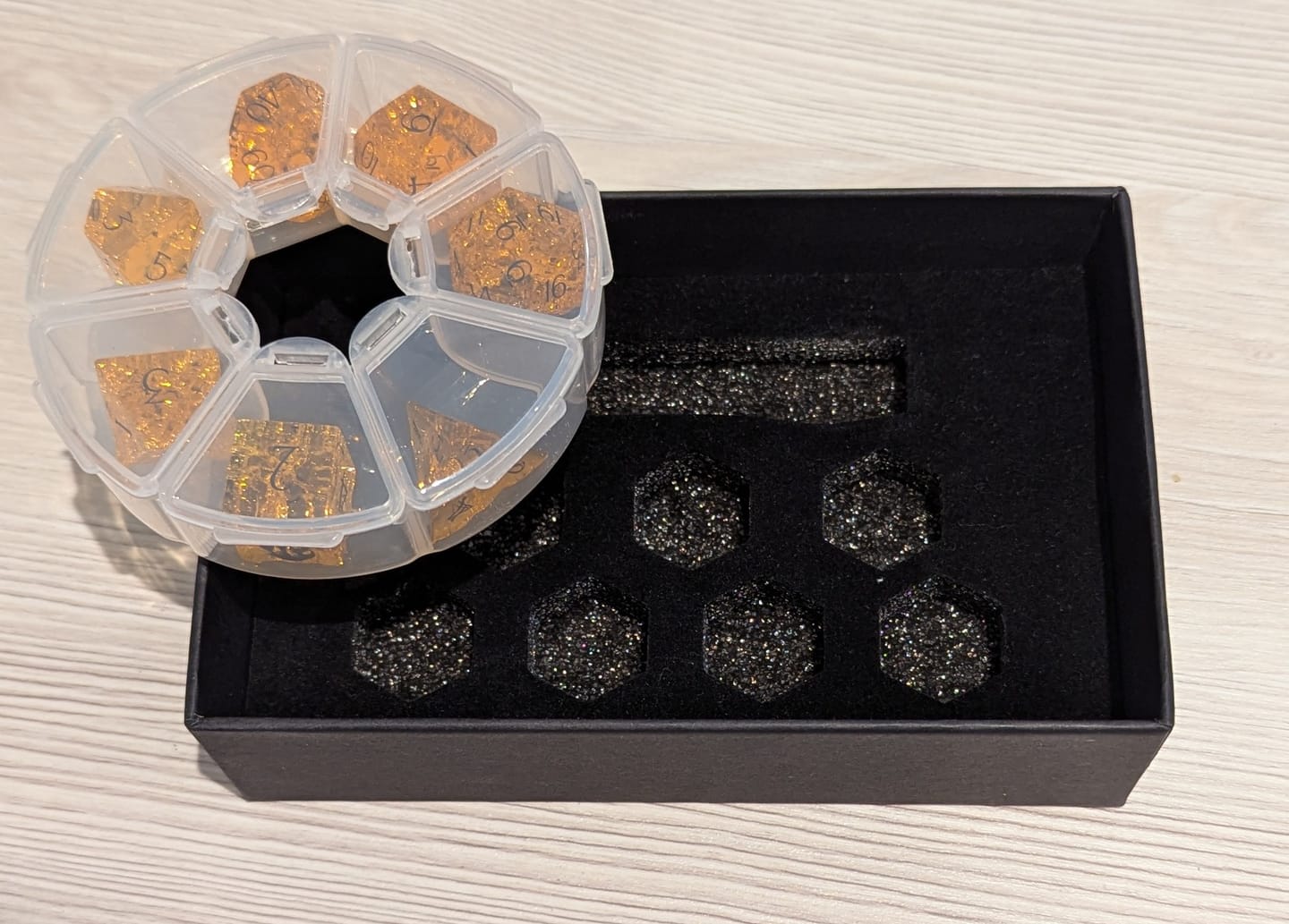 Customer photo review of Dnd dice set Blast Glass Polyhedral Elemental Style