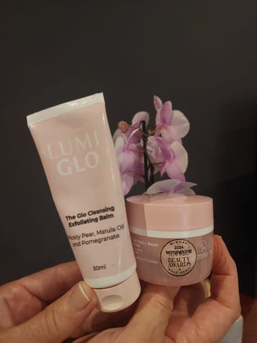 Customer photo review of The Glo Cleansing Exfoliating Balm