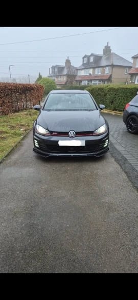 Customer photo review of Volkswagen Golf Gloss Black Front Splitter for MK7 & 7.5