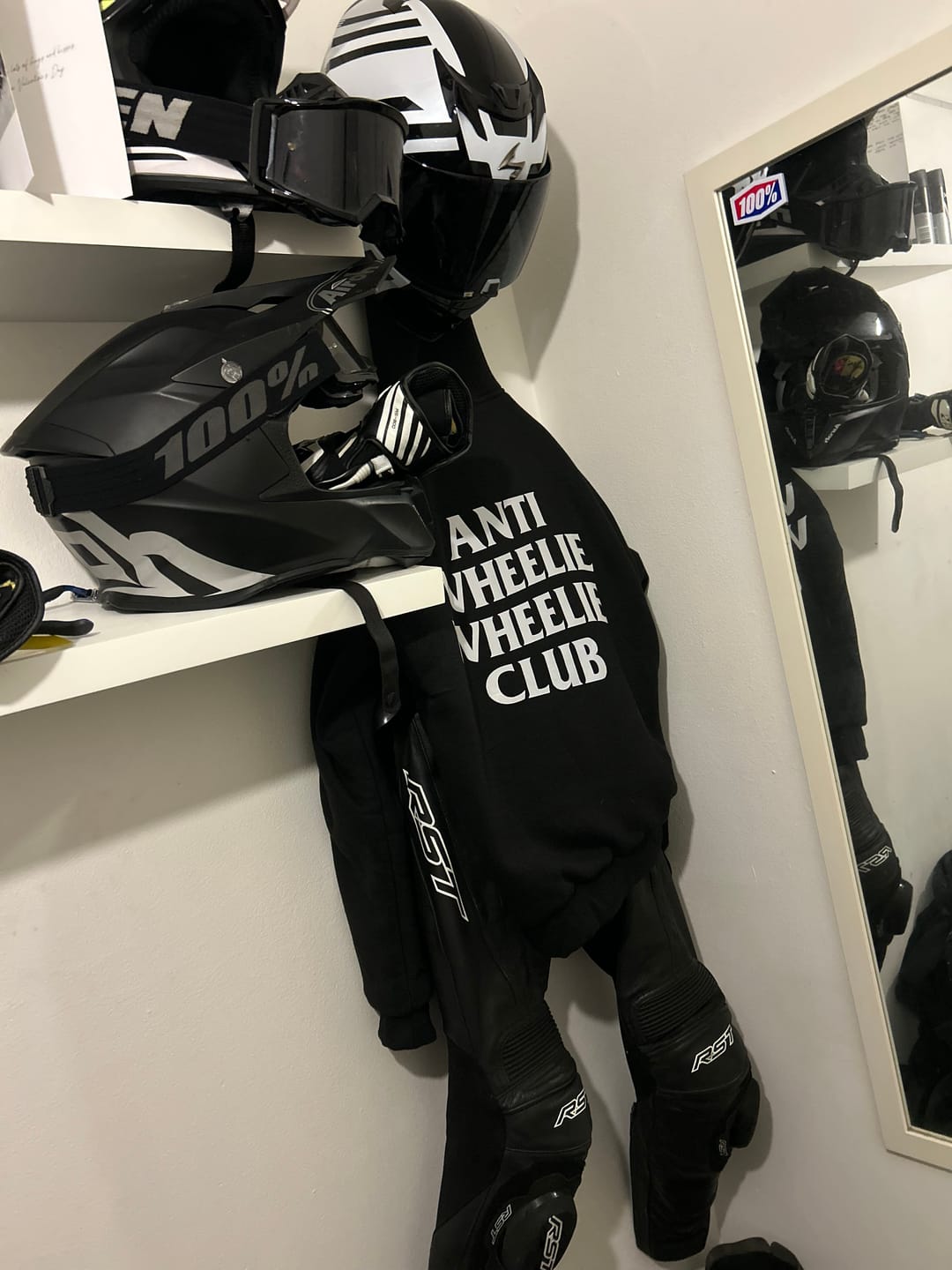 Customer photo review of "Anti Wheelie Wheelie Club" Kevlar Armoured Zip Hoodie