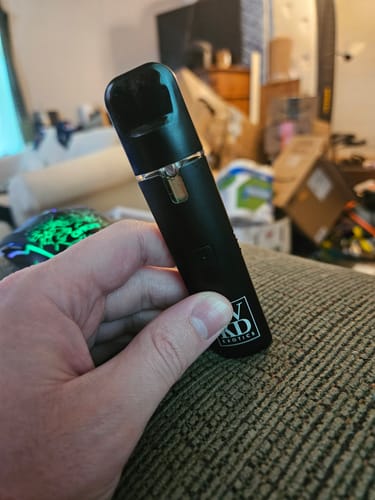 Customer photo review of FVKD LIQUID DIAMONDS DISPOSABLE | 3.5G*