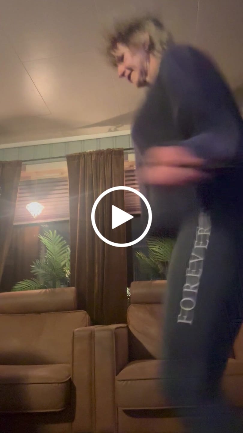 Customer video review of Hoppetau PVC