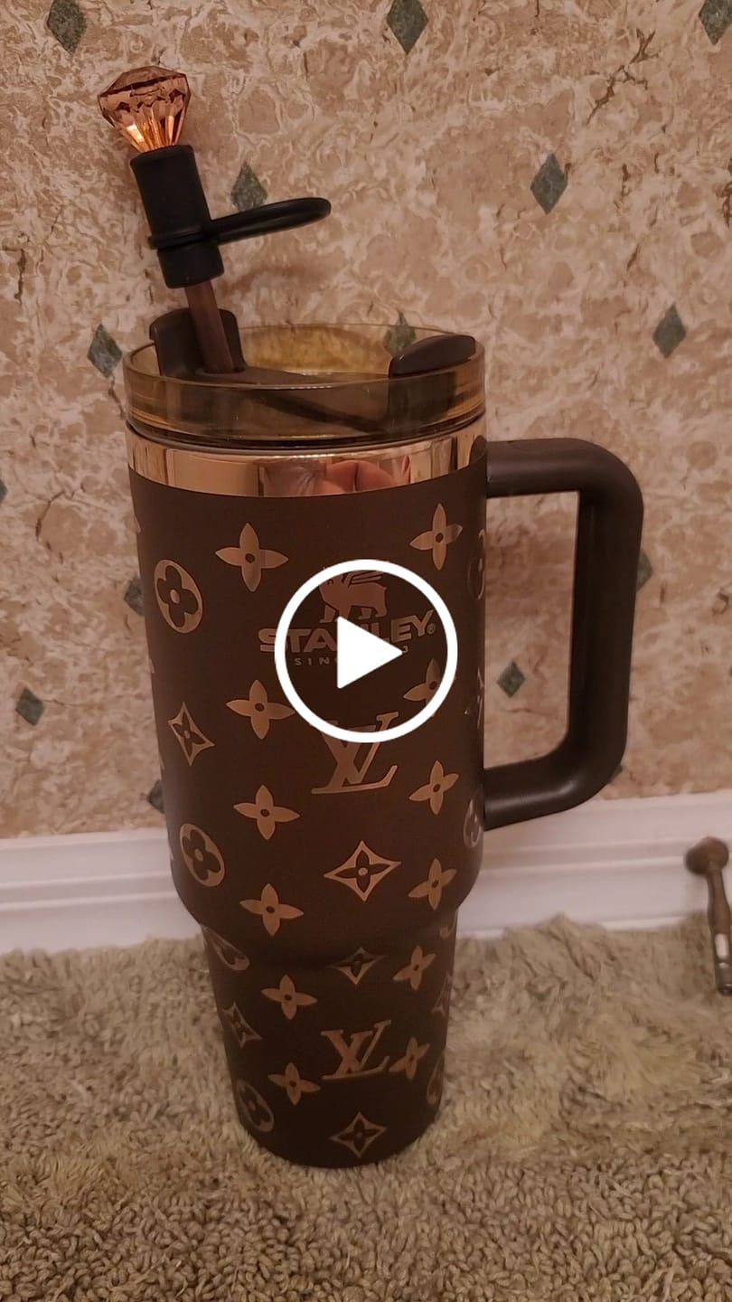 Customer video review of Luxe Tri-Color Crystal Gem Straw Toppers (3-Pack)