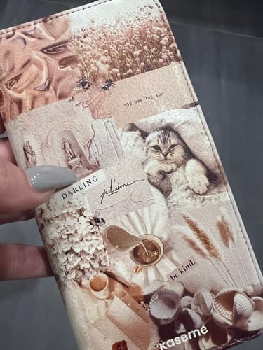 Customer photo review of Darlin' - Folio Case