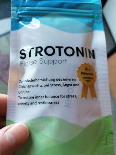 Customer photo review of Strotonin Horse Support