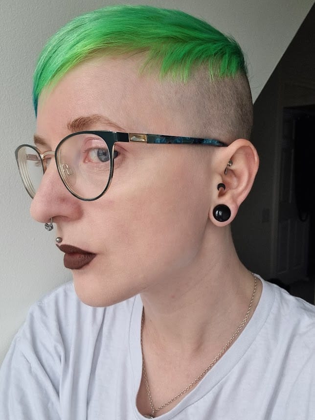 Customer photo review of UV Olivia Green Direct Hair Color