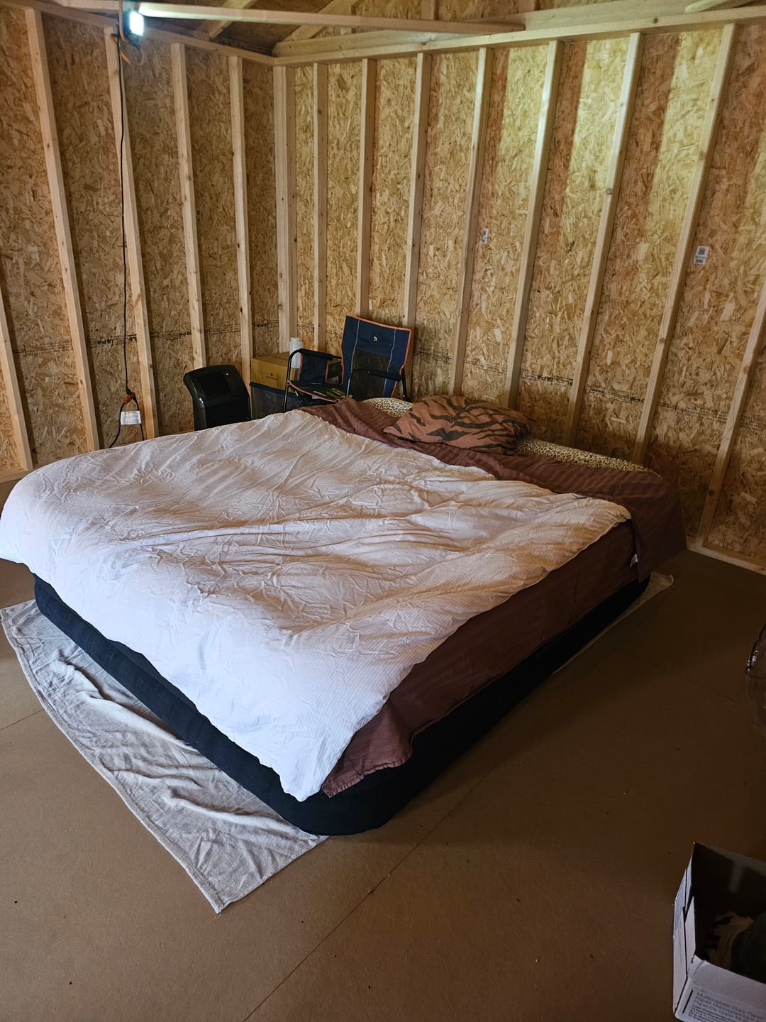 Customer photo review of King Koil Luxury Air Mattress with High Speed Built-in Pump
