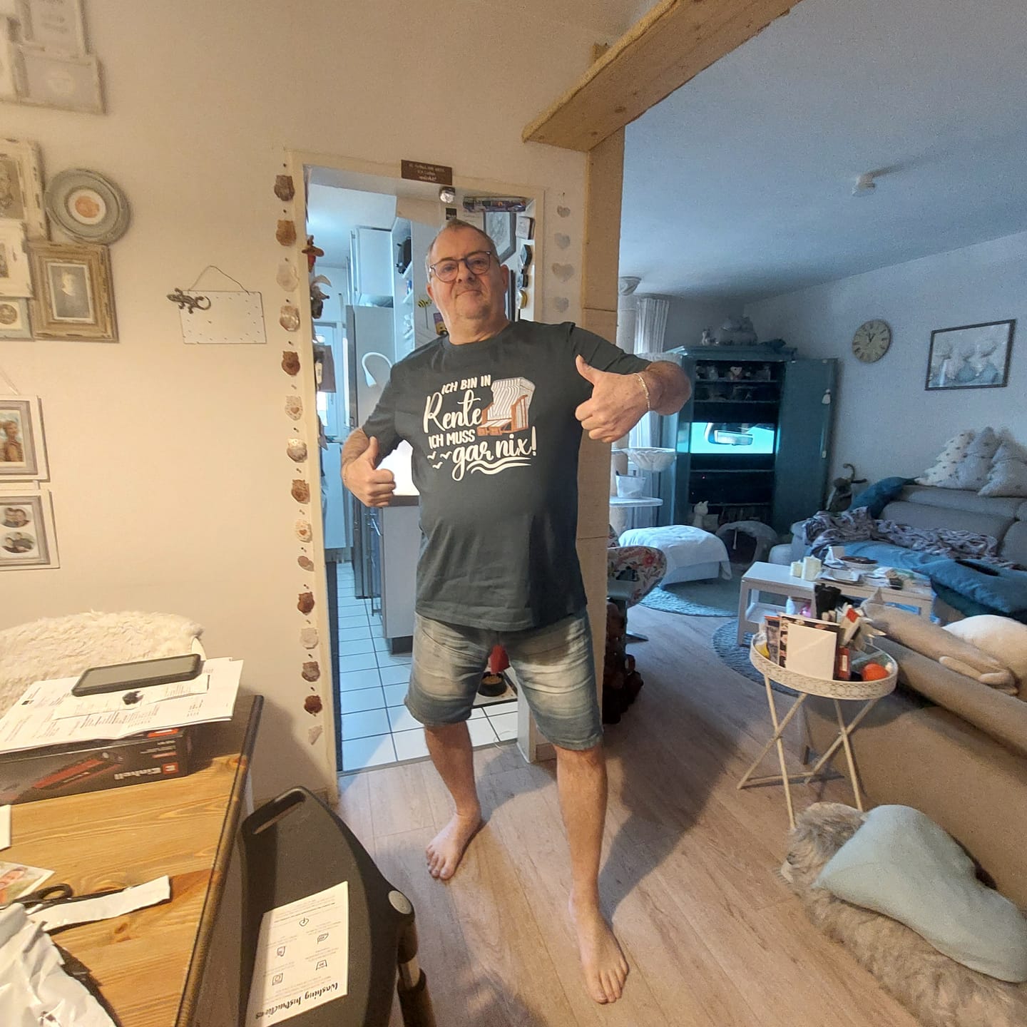 Customer photo review of Ich bin in Rente  · Herren Premium Bio T-Shirt