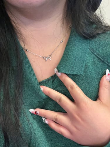 Customer photo review of Ribbon Necklace
