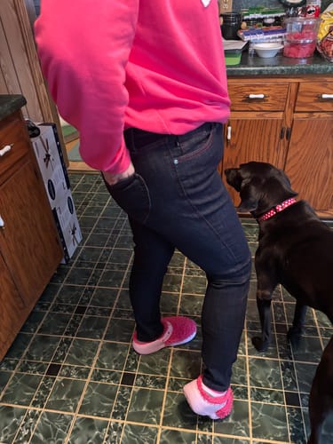 Customer photo review of Heart To Heart - Judy Blue Heart Pocket Skinny Jean