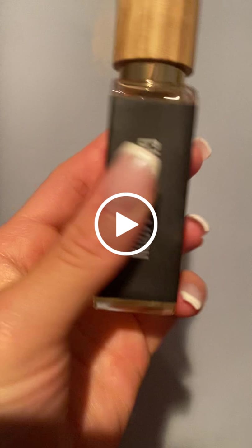 Customer video review of Dua's Moon Is Glorified