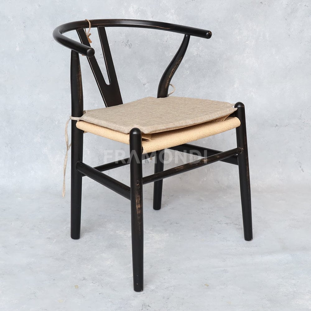 Customer photo review of Cojin Lino Wishbone Beige