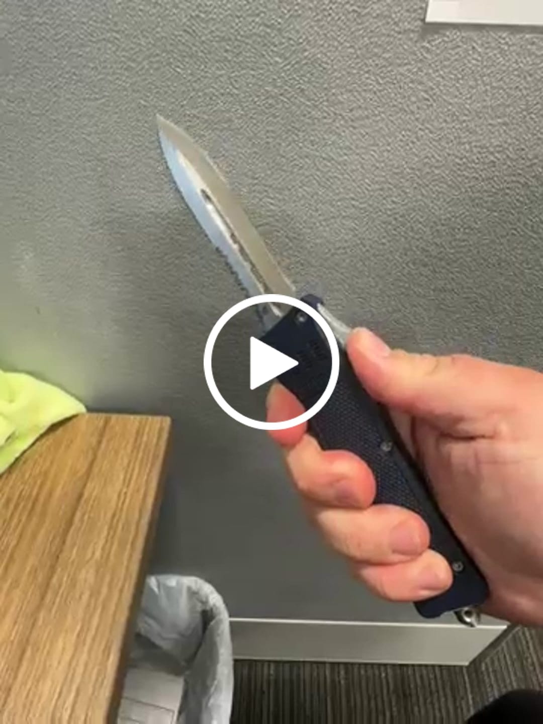 Customer video review of Blue Phantom D/A OTF