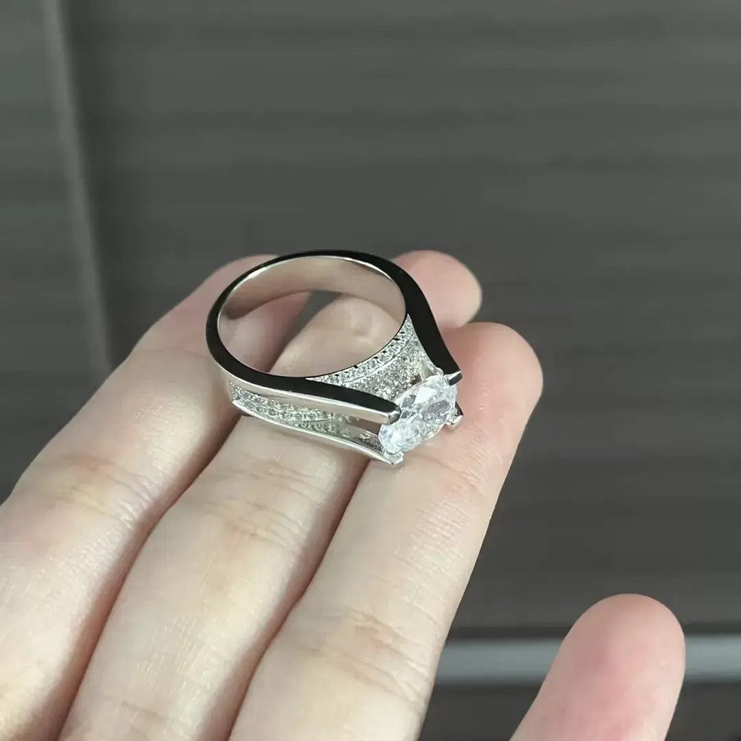 Customer photo review of Solarii New Arrived 5.0ct Oval Cut Engagement Ring