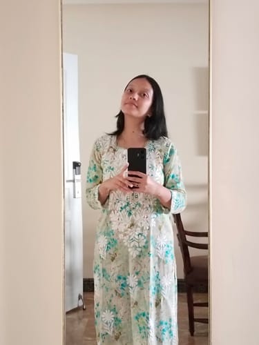 Customer photo review of Inayah Beige & Blue Mulmul Long Kurta