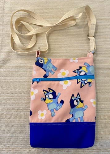 Customer photo review of Wanderlust Phone Bag Pattern