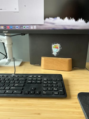 Customer photo review of Laptop Stand