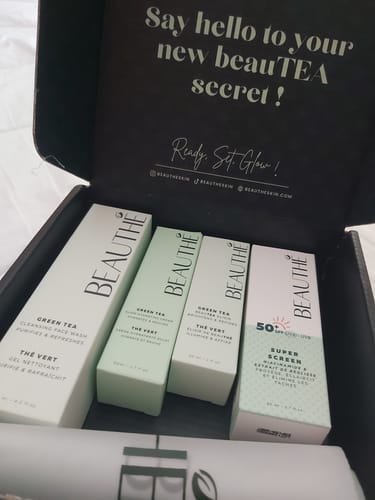 Customer photo review of Super Screen - SPF 50+