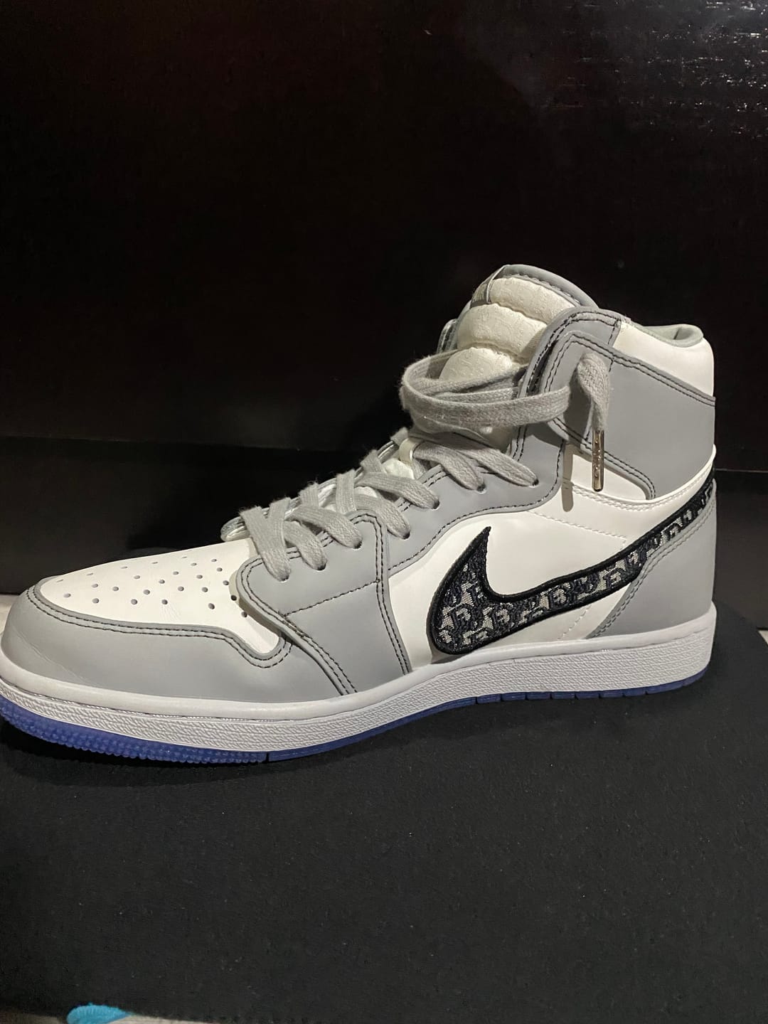 Customer photo review of JORDAN 1 RETRO HIGH x DIOR