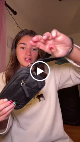 Customer video review of Pamelr Wristlet Purse
