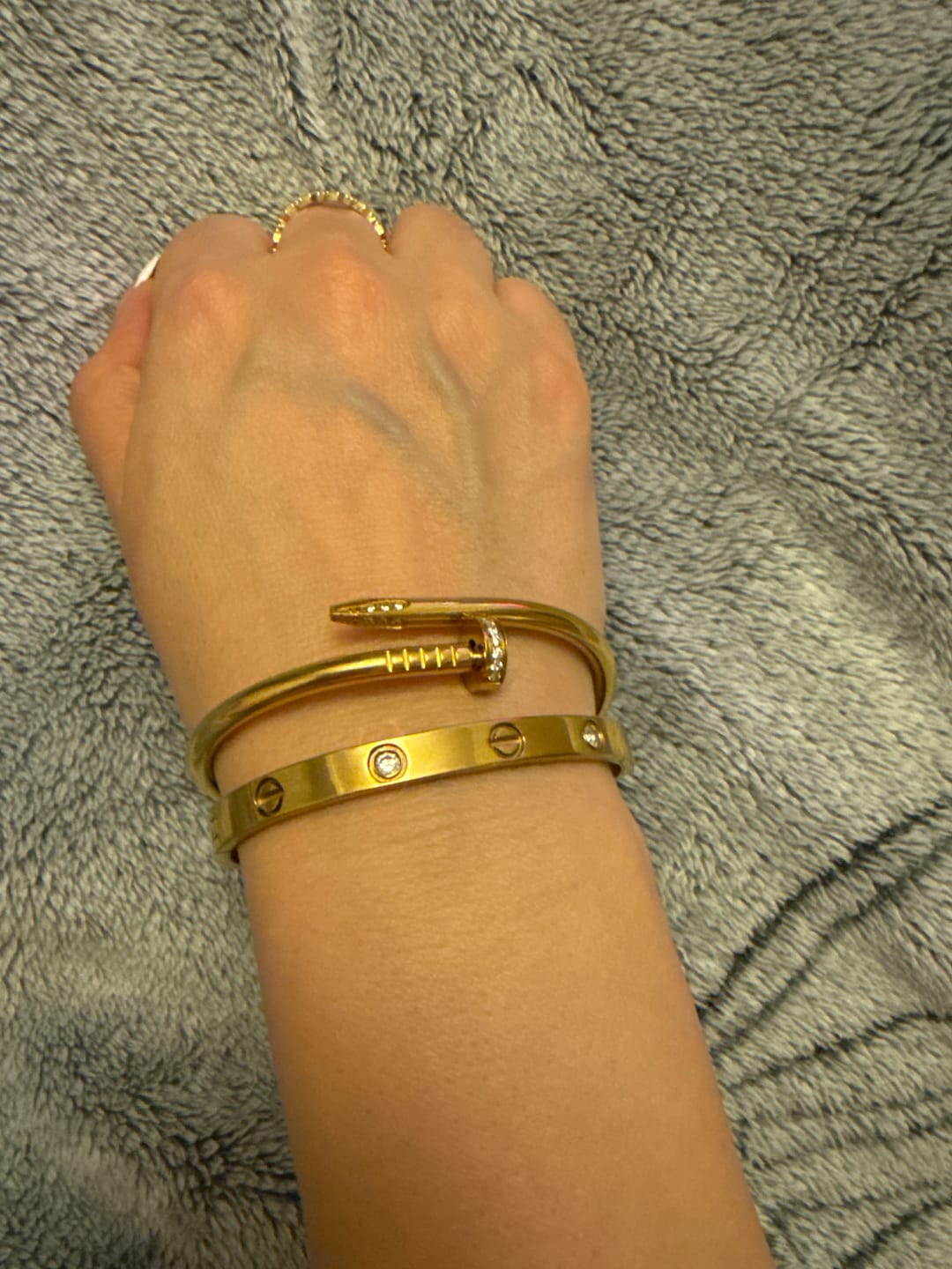 Customer photo review of Bratara Love - Auriu