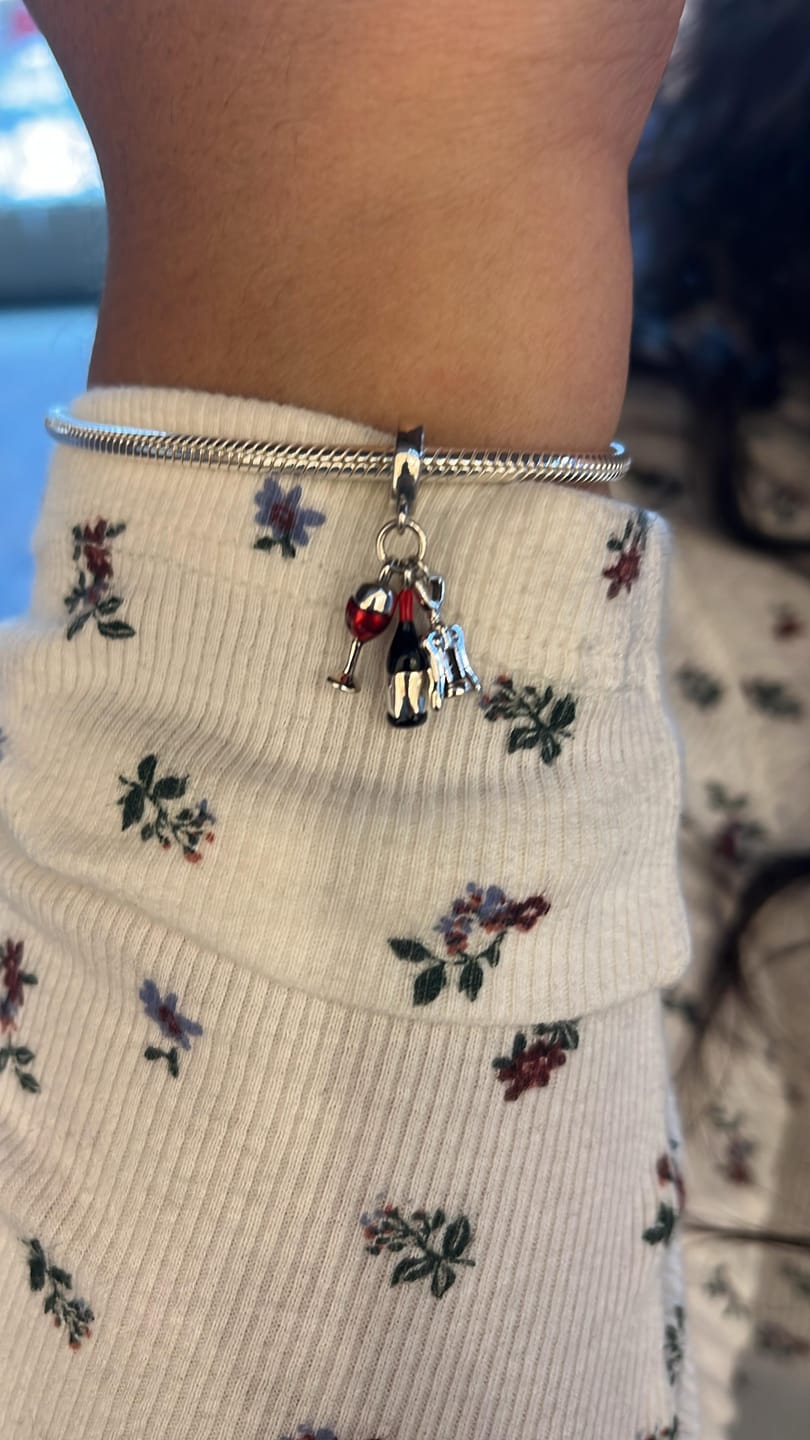 Customer photo review of Charm Vino