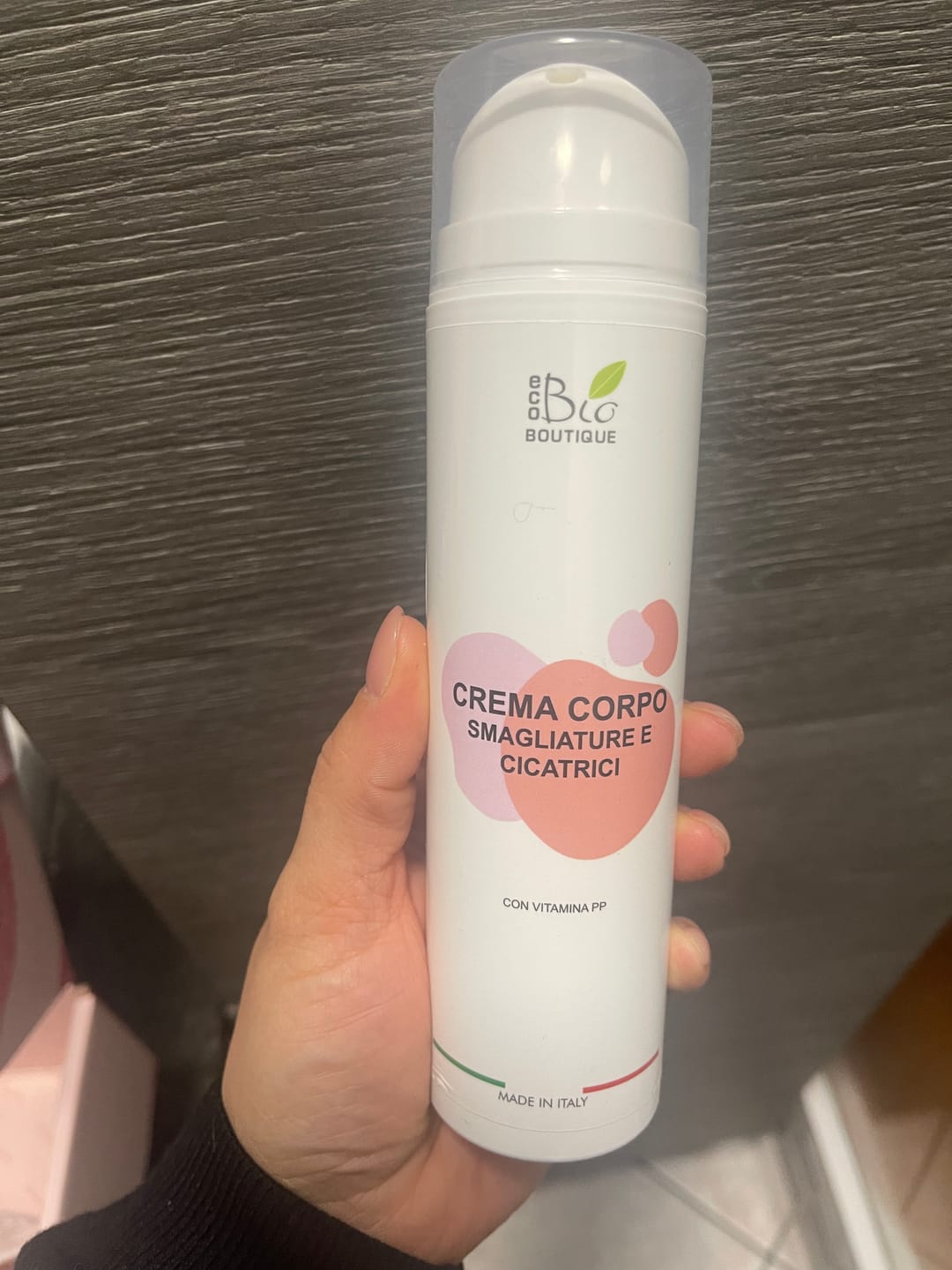 Customer photo review of Crema Corpo Smagliature e Cicatrici