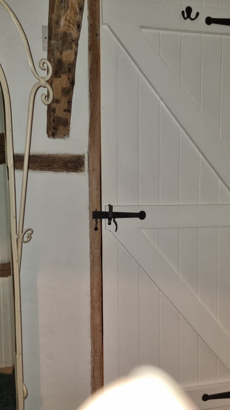 Customer photo review of Suffolk Latch Penny End Beeswax
