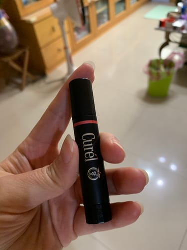 Customer photo review of 珂潤Curel 美發色 唇部護理 唇膏 粉色