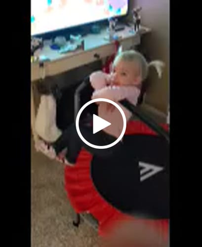 Customer video review of Mama Bear Nerve Relief Lotion