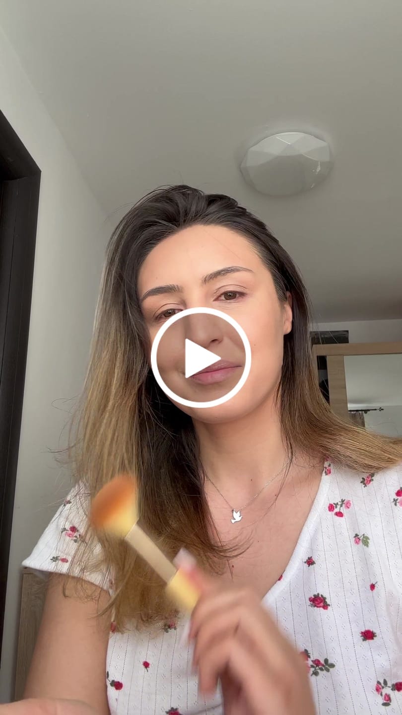 Customer video review of Bronzer pudra cu textura ultrafina