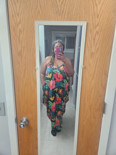 Customer photo review of Black Hawaiian Maxi Dress