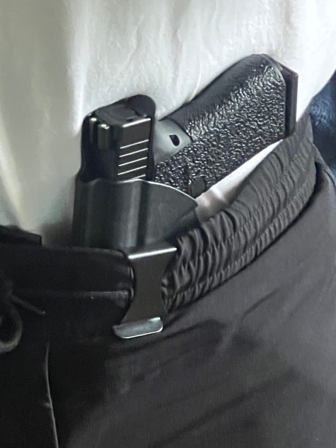 Customer photo review of OmniCarry Retention Belt - [BUNDLE AND SAVE]