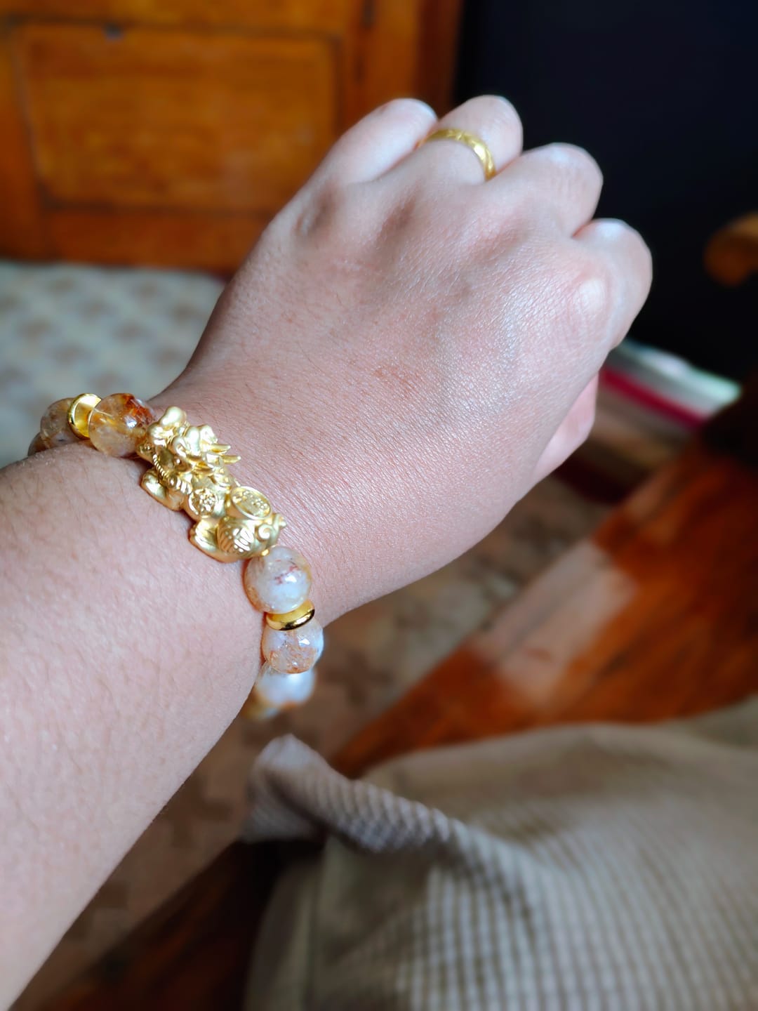 Customer photo review of Citrine with 24K Gold PiYao for Abundance - Success - Good Fortune
