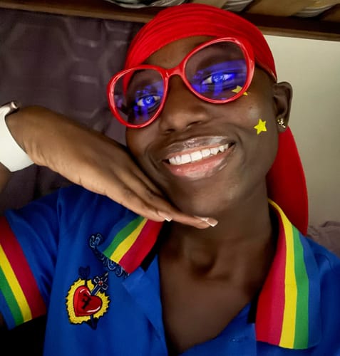 Customer photo review of Gemi