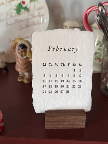 Customer photo review of 2025 Desk Calendar