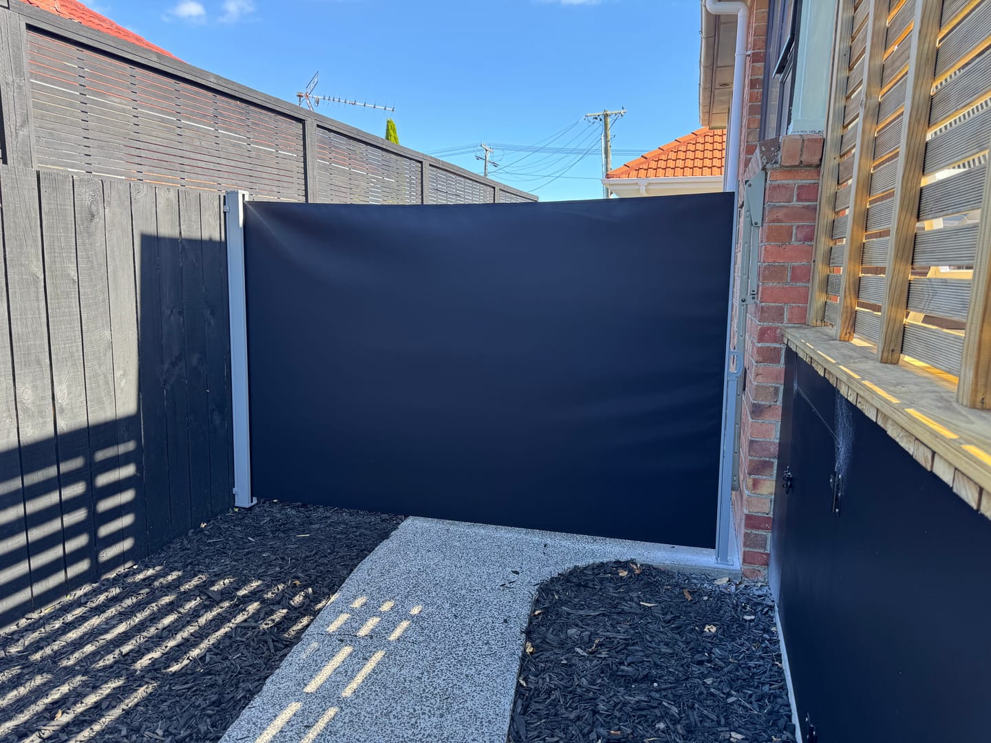 Customer photo review of Patio Screen Retractable Side Awning - 1.8m X 3m