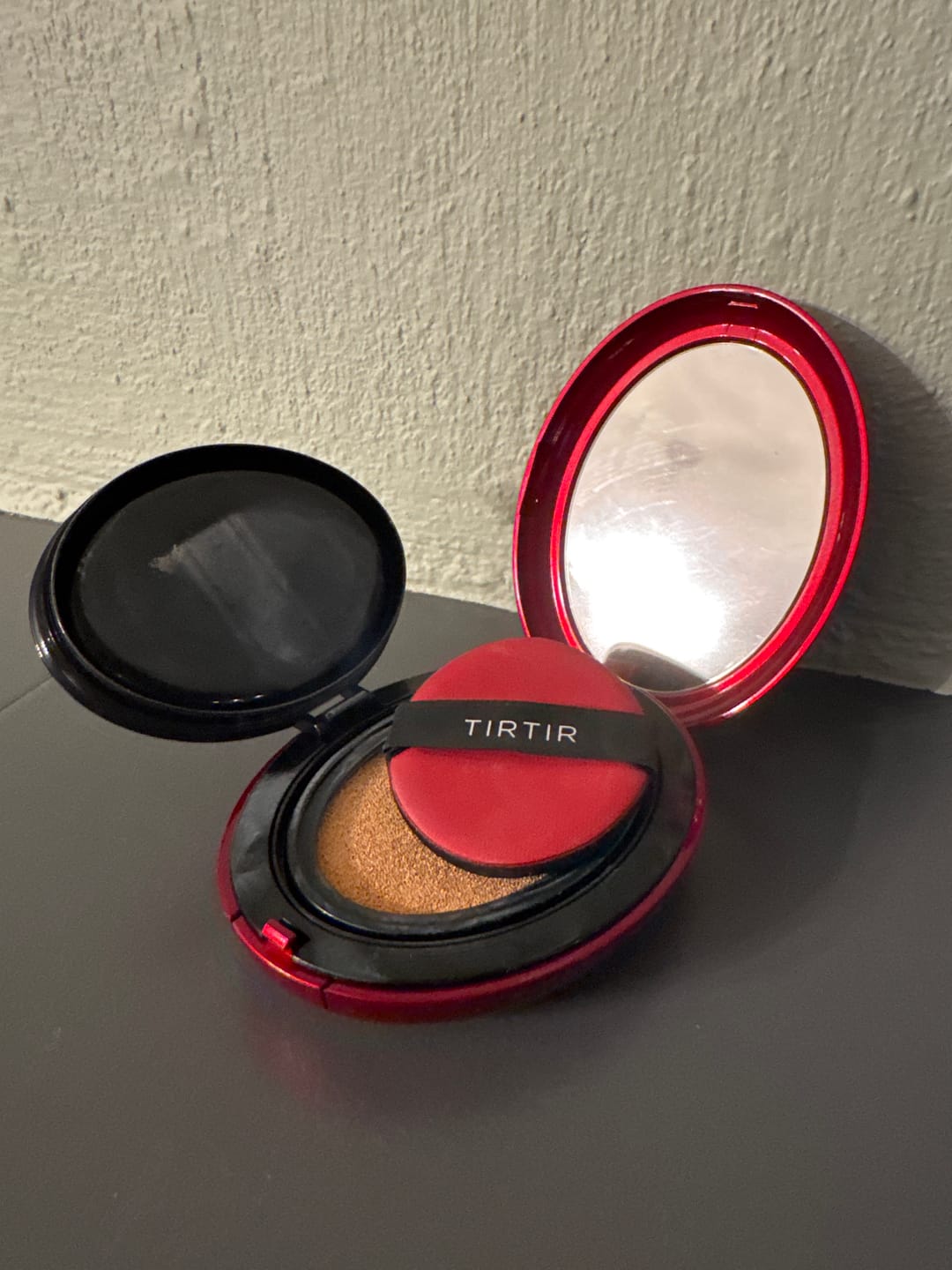 Customer photo review of Noturīgs kušons ar daļēji matētu noslēguma akcentu TIRTIR Mask Fit Red Cushion SPF40 PA++