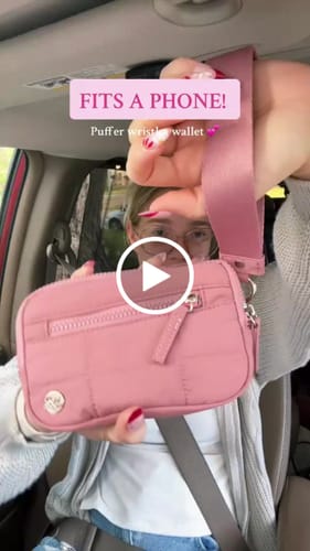 Customer video review of Pamelr Wristlet Purse