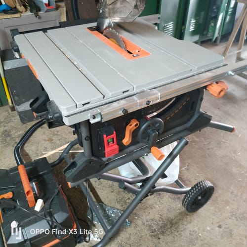 Customer photo review of Scie sur table Evolution R255TBL+ 255mm 1800W avec lame multi-matériaux TCT+ Support roulant pliable