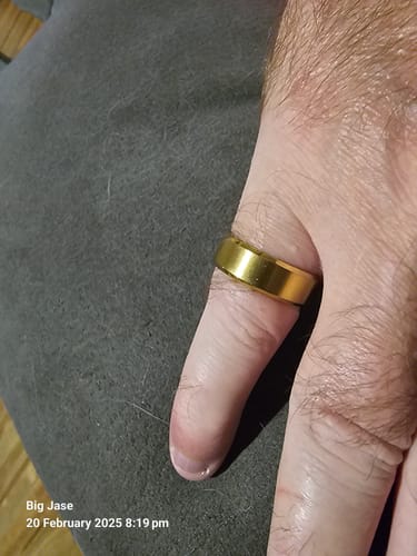 Customer photo review of 18k Gold Polished Ring