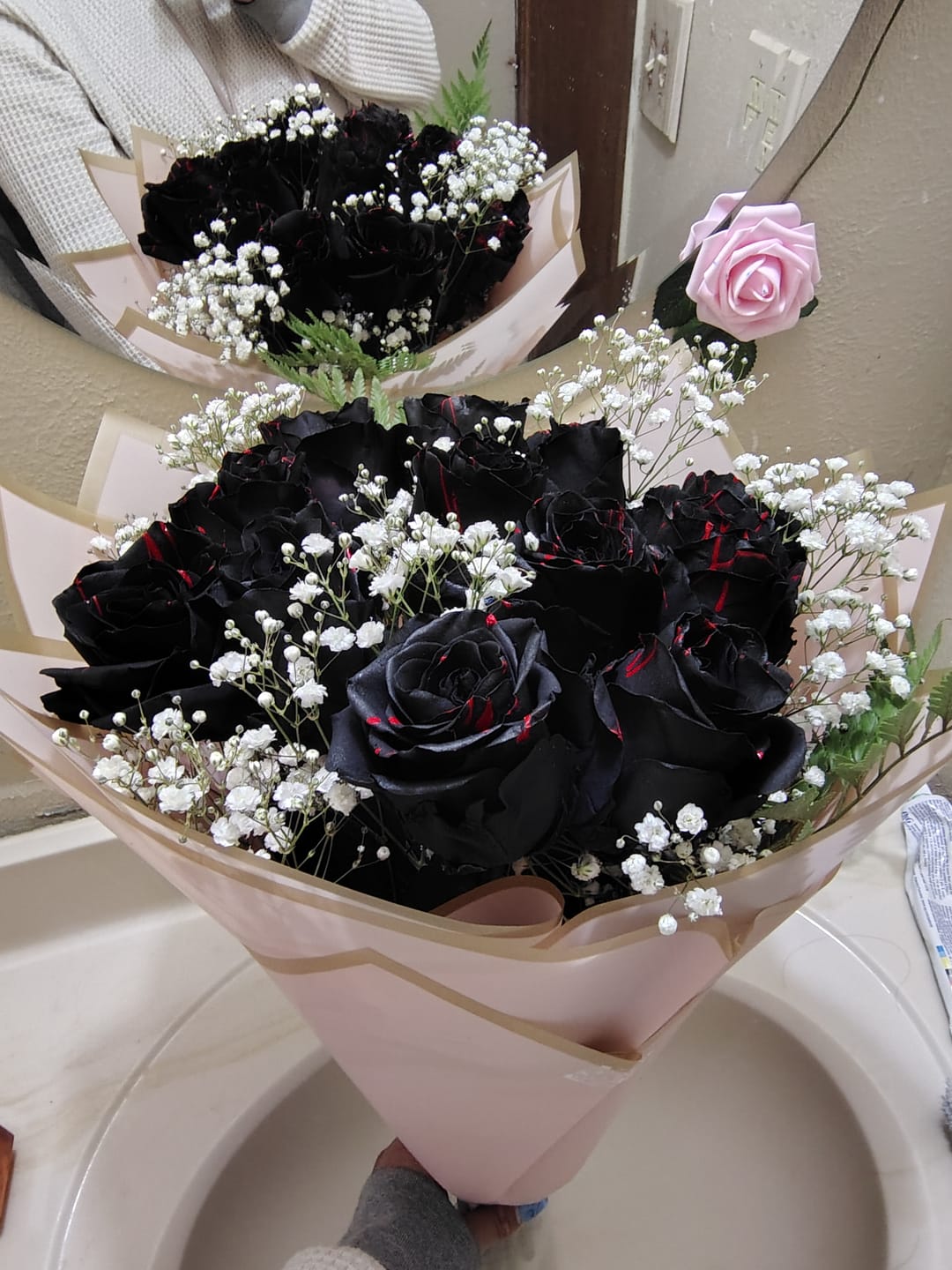 Customer photo review of 100 Mix and Match Tinted Roses - Valentine's Day Wholesale