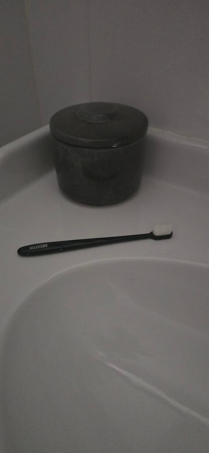 Customer photo review of 2x MICOTIX Toothbrushes