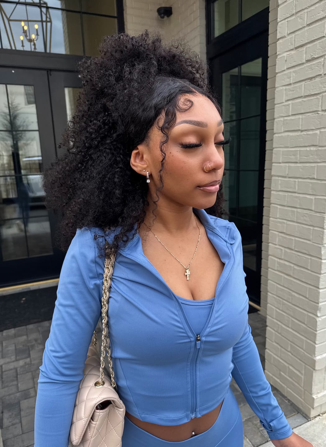 Customer photo review of Wavymy Upgrade Kinky Curly No Leave Out V Part Wig Human Hair Wear Go Glueless V Part Wig For Women 180% Density